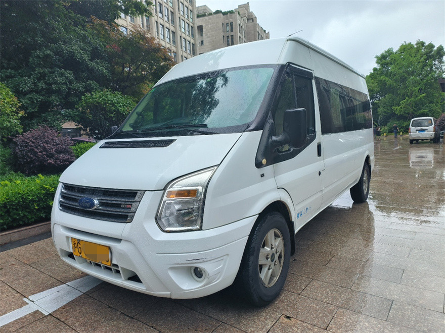 上海中巴車租賃